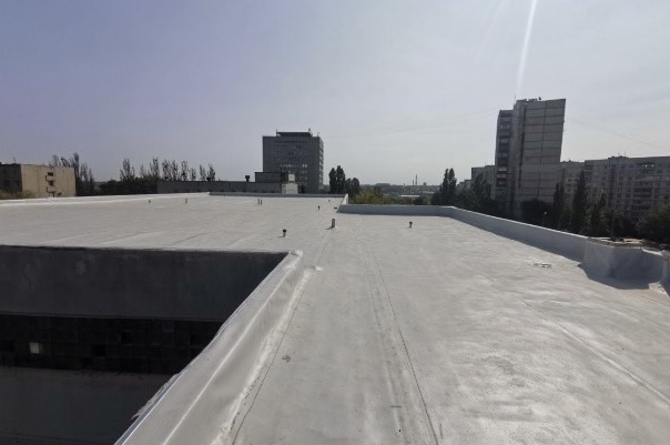 Плоский дах ПВХ мембрана Полтава