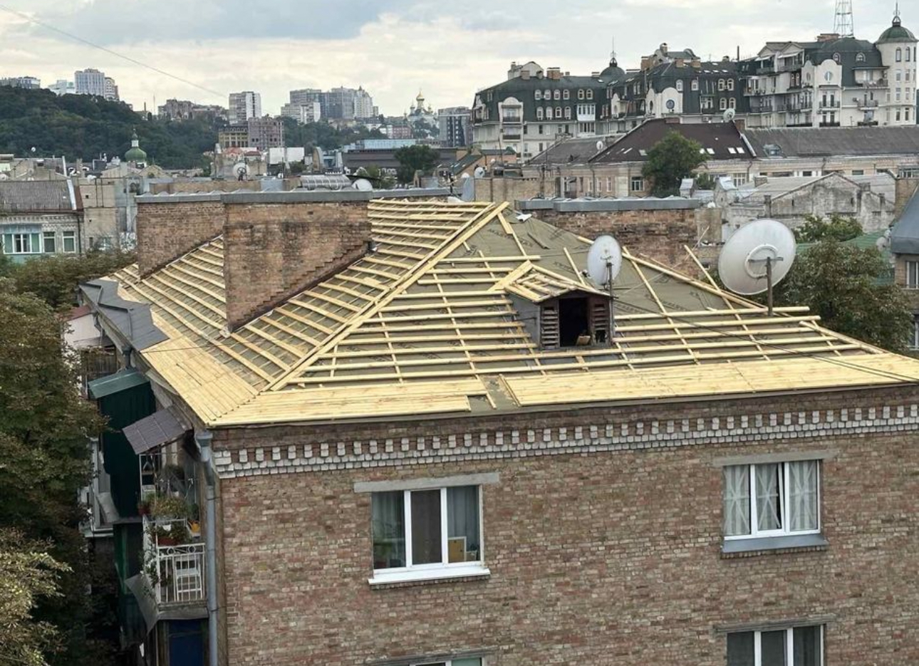 Фасади Полтава – утеплення покрівлі, комплексні роботи з термоізоляції