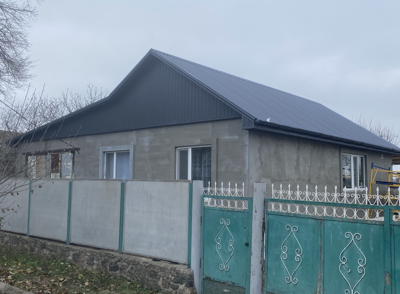 Ремонт покрівлі Полтава – заміна м'якої черепиці, якісний ремонт даху